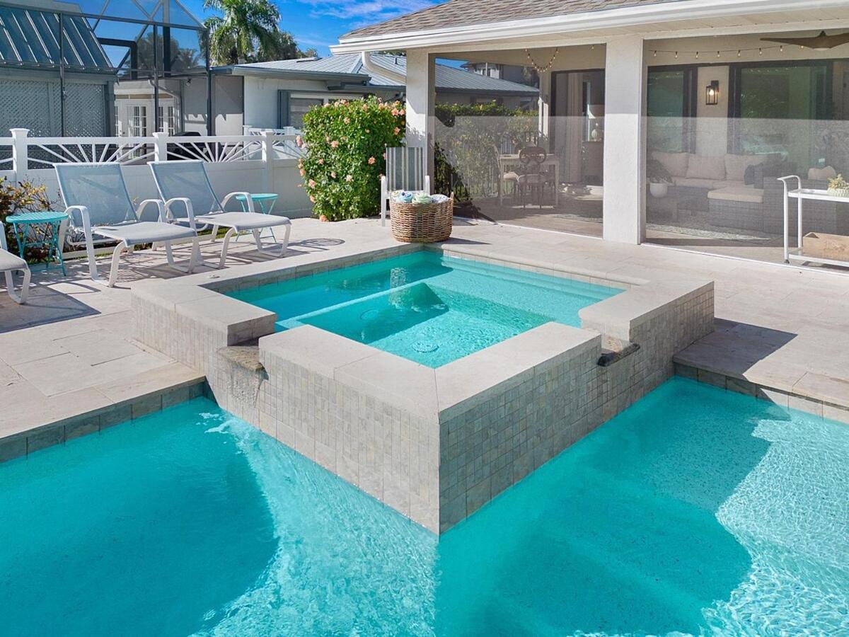 Spacious Pool Home Near Beach With Backyard Oasis Naples Exterior photo